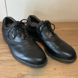 FootJoy Classic Black Men's Leather Golfing Shoes Size 11.5